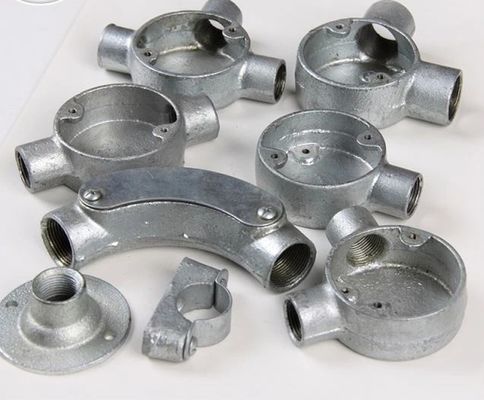 جعبه اتصال الکتریکی آلومینیوم آهن انعطاف پذیر گالوانیزه 20mm 25mm